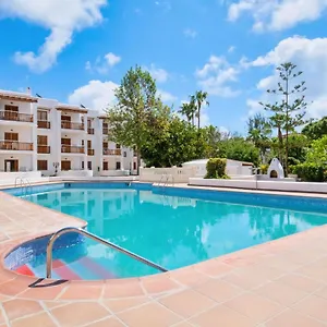 https://azuline-apartamentos-can-sanso.balearic-islands.net